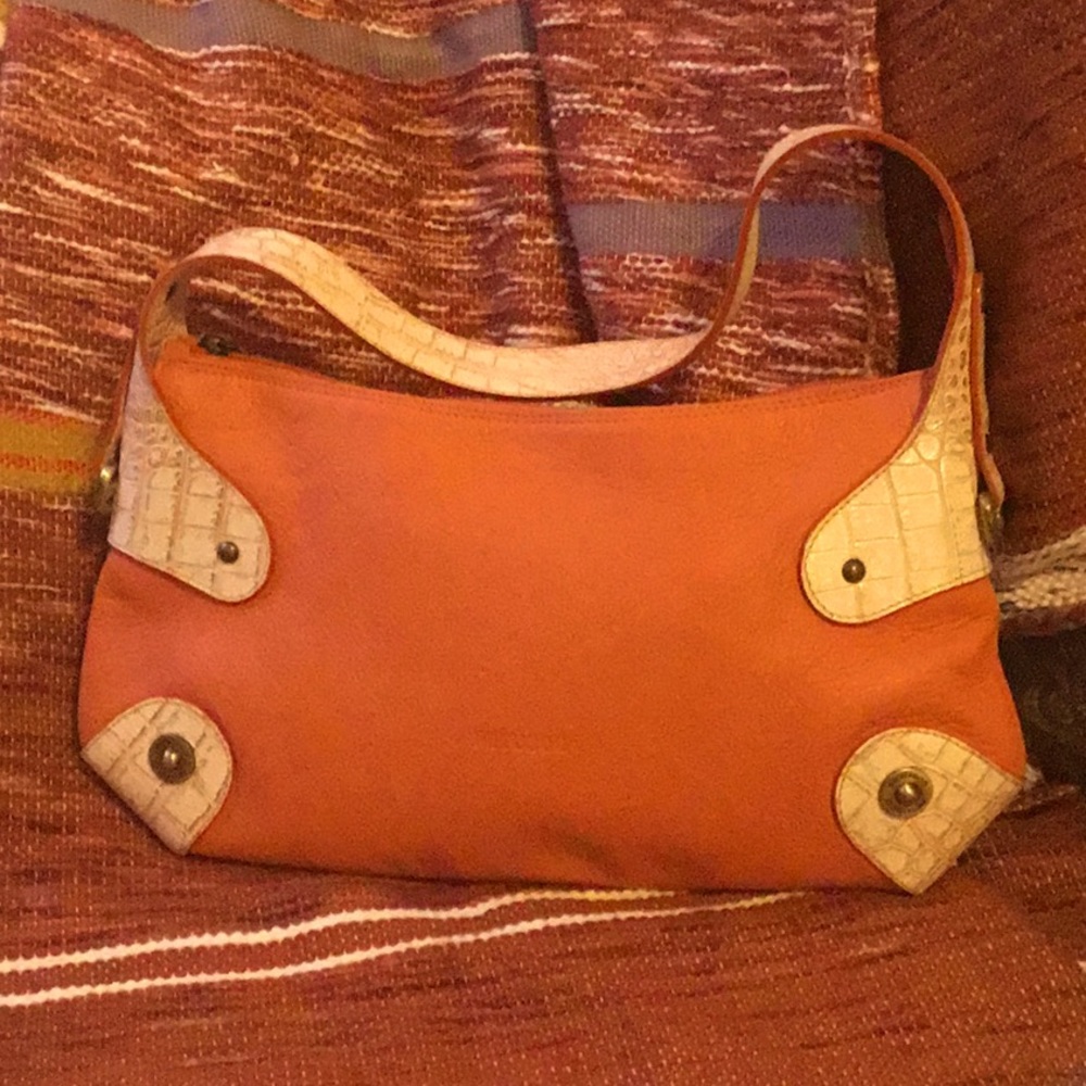 PETUSCO leather bag Spain
